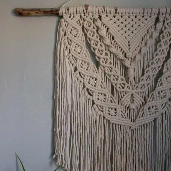 Macrame wall hanging for bedroom and living room. - Picture 2 of 4